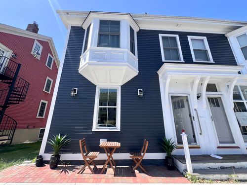 a-371 Islington St, Portsmouth, NH, 03801-4221 | Card Image