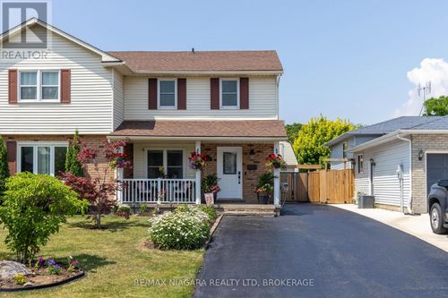 8 Apollo Drive, Port Colborne (Main Street), ON, L3K6B3 | Card Image