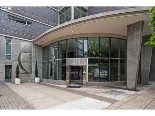 907-1255 Nw 9th Ave, Portland, OR, 97209-3255 | Card Image