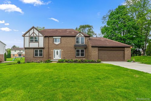 4766 Quarton Rd, Bloomfield Hills, MI, 48302-2544 | Card Image