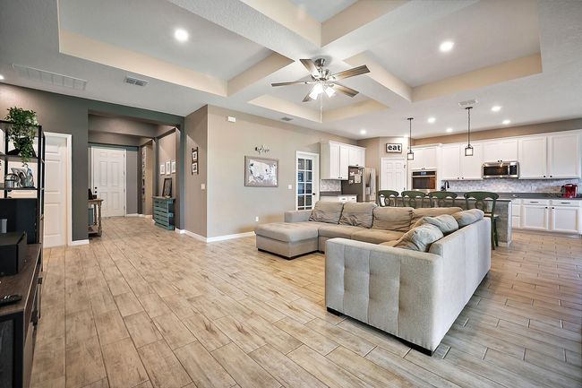 13401 Lake Yale View Loop, House other with 4 bedrooms, 3 bathrooms and null parking in GRAND ISLAND FL | Image 18