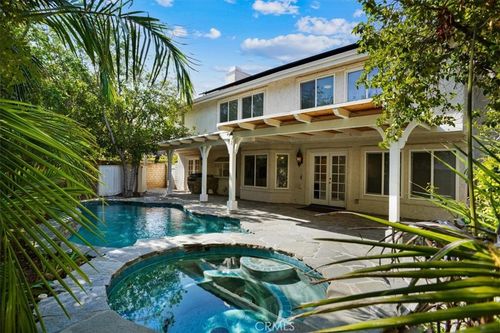5530 Buffwood Pl, Agoura Hills, CA, 91301-1581 | Card Image