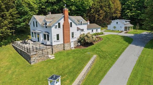 1944 Monument Avenue, Bennington, VT, 05201 | Card Image