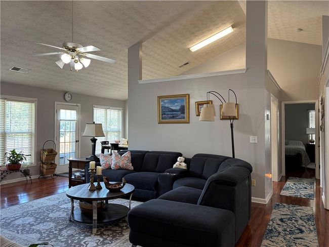 3310 Mcever Park Cir, House other with 3 bedrooms, 2 bathrooms and 2 parking in Acworth GA | Image 12