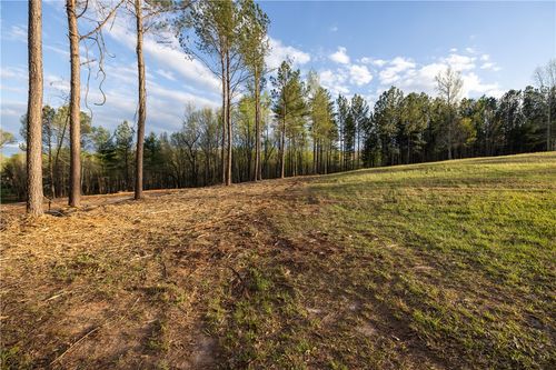 4637 Howe Rd, GREER, SC, 29651-4718 | Card Image