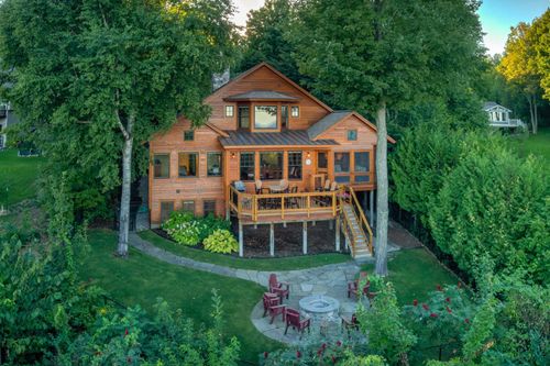 1221 S Bay View Trl, Suttons Bay, MI, 49682-9619 | Card Image