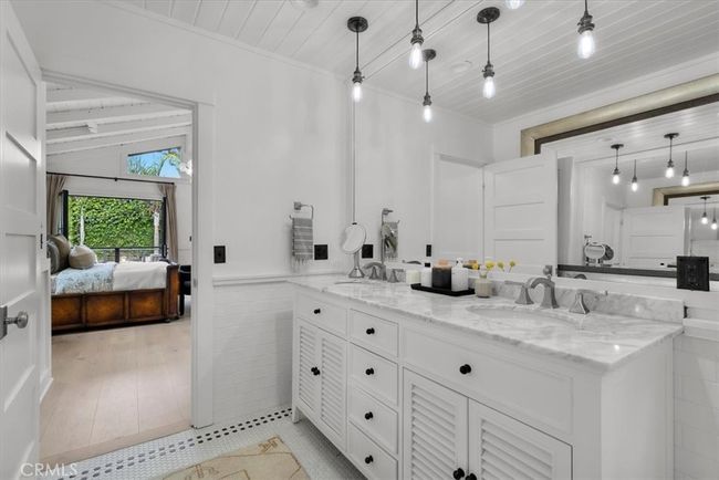 1012 10 Th St, House other with 4 bedrooms, 5 bathrooms and 8 parking in Manhattan Beach CA | Image 20