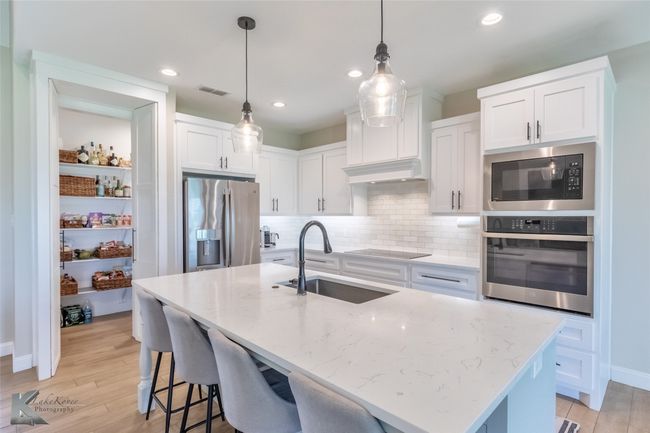 110 Contera Ct, House other with 4 bedrooms, 3 bathrooms and null parking in Abilene TX | Image 7