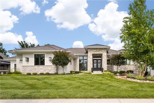 14905 Canterbury St, Leawood, KS, 66224 | Card Image