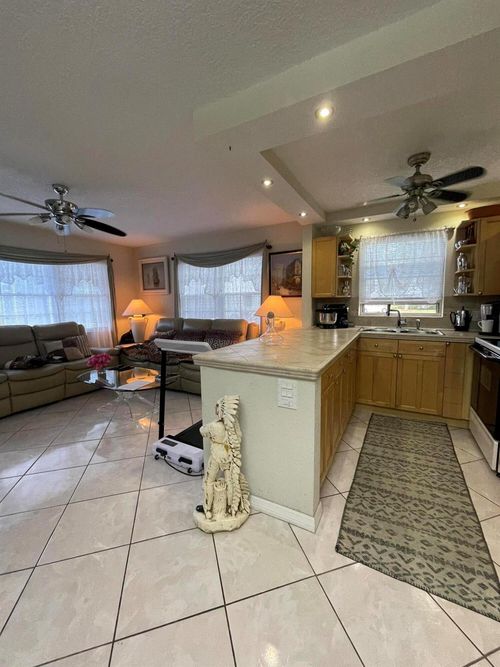 101-101 Westbury E, Deerfield Beach, FL, 33442-3259 | Card Image