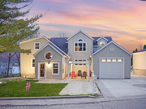 191 Riverside Drive, Waterford, WI, 53185 | Card Image