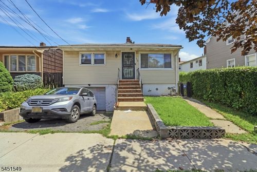 312 Stuyvesant Ave, Newark, NJ, 07106-3637 | Card Image
