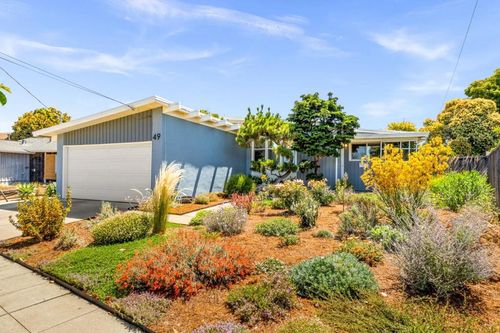 49 Gresel St, Hayward, CA, 94544-7636 | Card Image