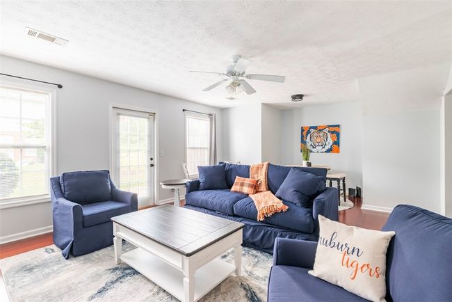 APT-1602 - 1477 N Donahue Dr, Condo with 3 bedrooms, 4 bathrooms and null parking in AUBURN AL | Image 4
