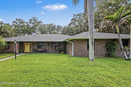 1810 Whispering Oaks Cir, Melbourne, FL, 32934-8167 | Card Image