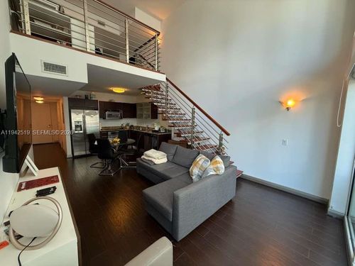 apt-712-41 Se 5th St, Miami, FL, 33131-2537 | Card Image