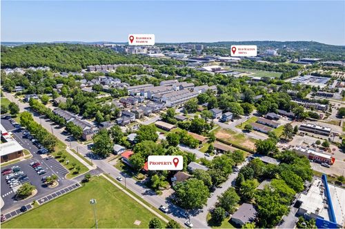 574 & 576 S Sang Avenue, Fayetteville, AR, 72701 | Card Image