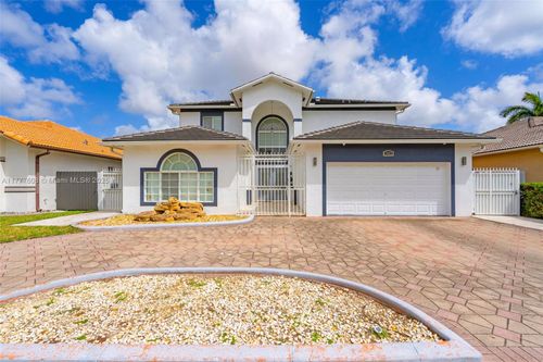 16075 Sw 149th Ter, Miami, FL, 33196-6422 | Card Image