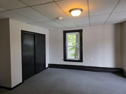 apt-4-22 Knowlton St, Gardner, MA, 01440-2600 | Card Image