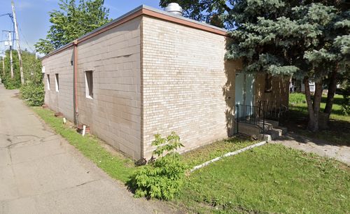 2940 36th Ave S, Minneapolis, MN, 55406-1716 | Card Image