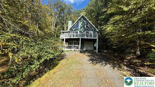 300 Brentwood Dr, Bushkill, PA, 18324 | Card Image