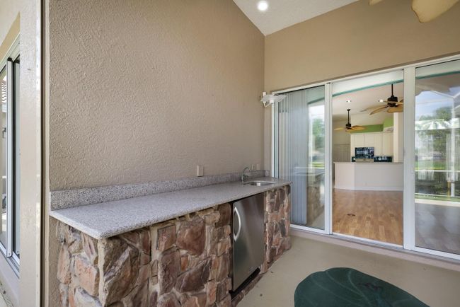 8771 52 Nd Ave E, House other with 2 bedrooms, 2 bathrooms and null parking in BRADENTON FL | Image 37