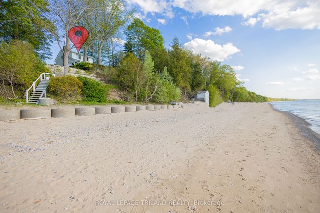 71365 Branch 2 Rd N, House other with 3 bedrooms, 2 bathrooms and 10 parking in Dashwood ON | Image 9
