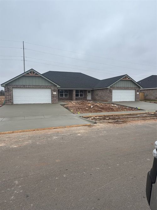 333 Woodstock Ln, Abilene, TX, 79602-2294 | Card Image