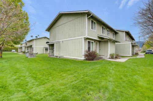 402 S 5th St E, Chewelah, WA, 99109-9309 | Card Image