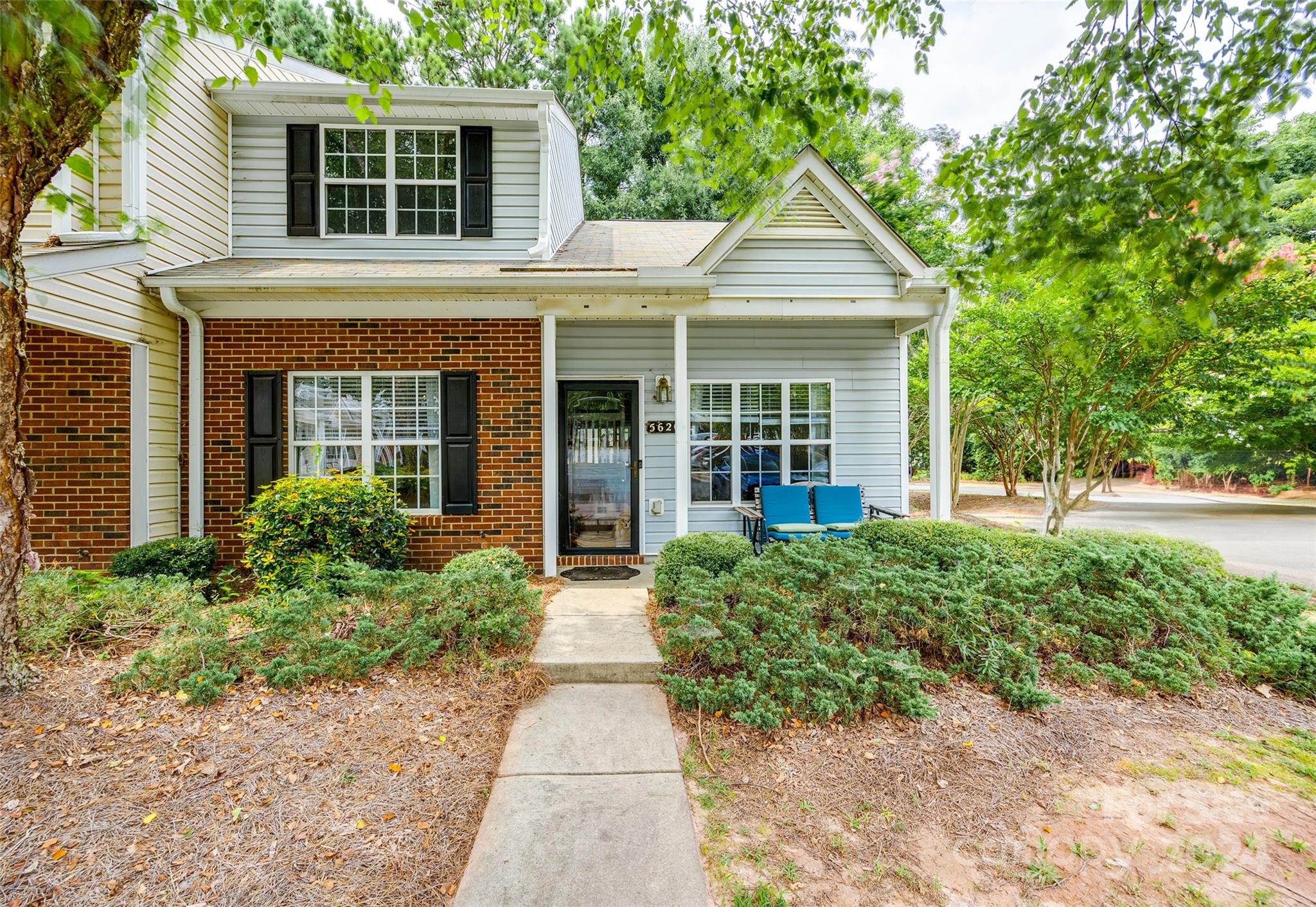 Kimmerly Woods Dr, Charlotte, NC 28215