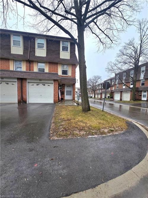 30-235 Bronte St S, Milton, ON, L9T3V8 | Card Image