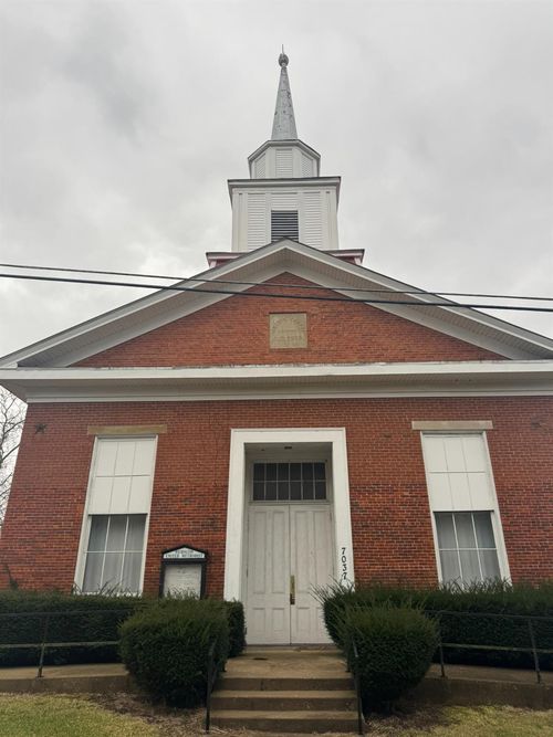 7037 Wilmington Pike, Aurora, IN, 47001-8467 | Card Image