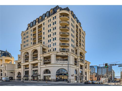 n-4i-975 N Lincoln St, Denver, CO, 80203-2725 | Card Image