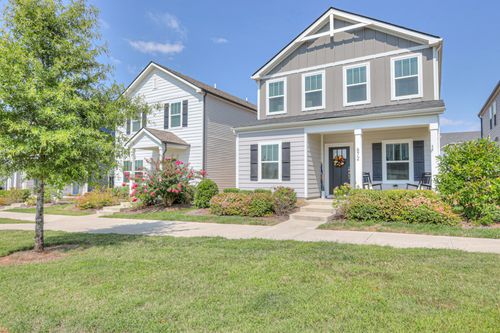 672 Taylor Bend Rd, Columbia, TN, 38401-2989 | Card Image