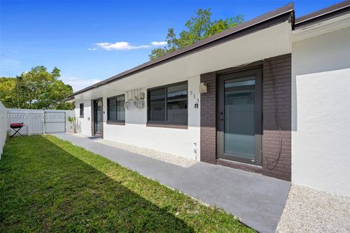 513-511 Nw 93rd St, Miami Shores, FL, 33150-2110 | Card Image