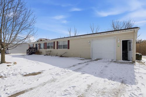 221 Christopher Stone Dr, Capac, MI, 48014-3746 | Card Image