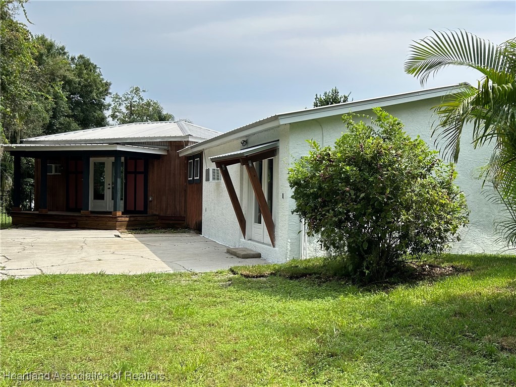 Hillside Dr, Lake Placid, FL 33852