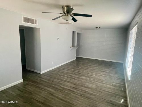 6-2402 N 24th St, Phoenix, AZ, 85008-1847 | Card Image