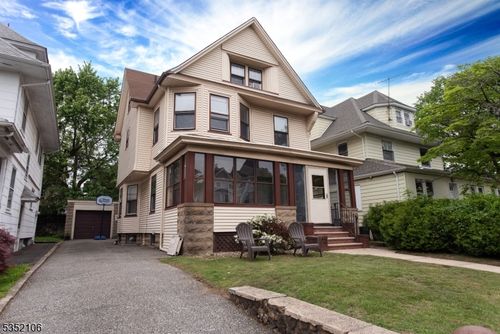 4 Claremont Pl, Montclair, NJ, 07042-4806 | Card Image
