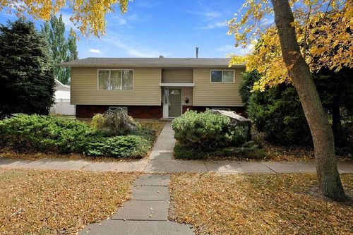 5907 43 Ave, Camrose, AB, T4V0A5 | Card Image