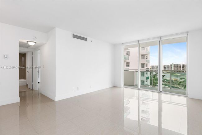 APT-737 - 3001 S Ocean Dr, Condo with 1 bedrooms, 1 bathrooms and null parking in Hollywood FL | Image 5