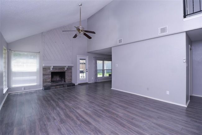 23303 Calico Corners Ln, House other with 3 bedrooms, 2 bathrooms and 2 parking in Spring TX | Image 4