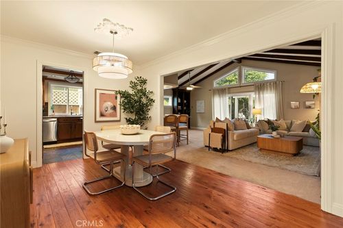 1915 Volk Ave, Long Beach, CA, 90815-3634 | Card Image