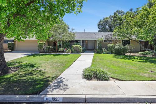 1095 W Roberts Ave, Fresno, CA, 93711-2438 | Card Image
