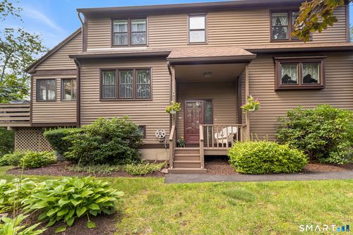 11-11 Sprucebrook Trl, Monroe, CT, 06468-2615 | Card Image