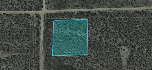 16 Sunset Ave, Mojave, CA, 93501 | Card Image