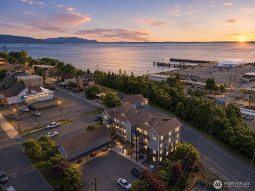 102-705 N State St, Bellingham, WA, 98225-5375 | Card Image
