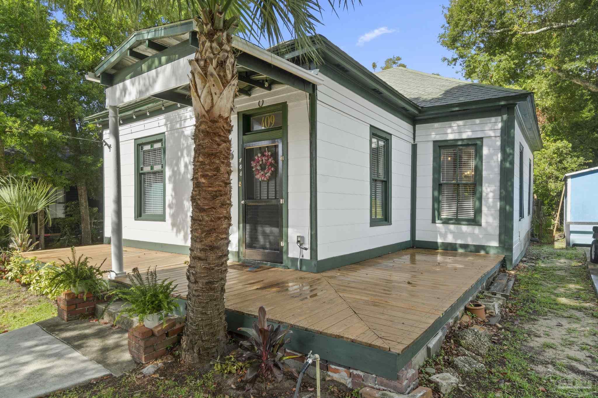 6th Ave, Pensacola, FL 32501