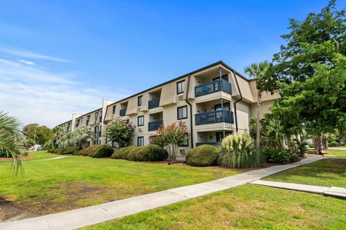 2d-405 21st Ave N, North Myrtle Beach, SC, 29582-2310 | Card Image