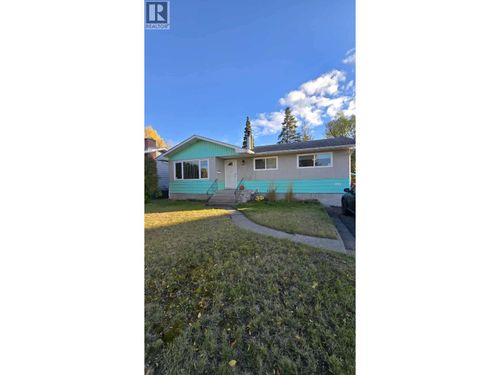 771 Youngs Ave, Prince George, BC, V2M3V5 | Card Image